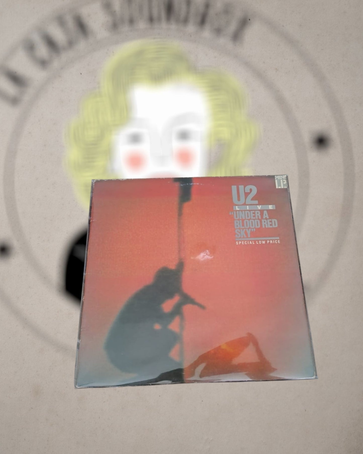 U2 - UNDER A BLOOD RED SKY