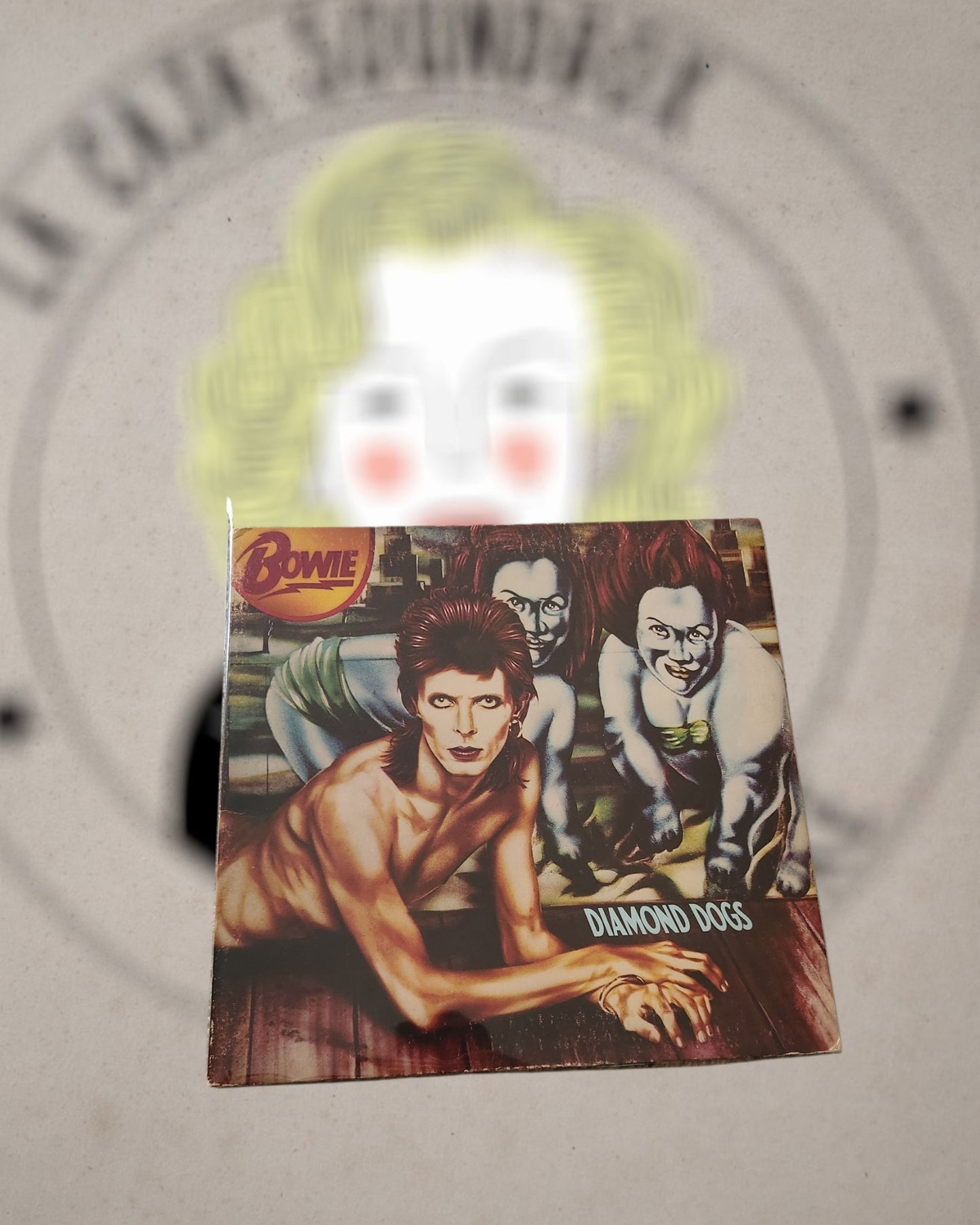 DAVID BOWIE - DIAMOND DOGS