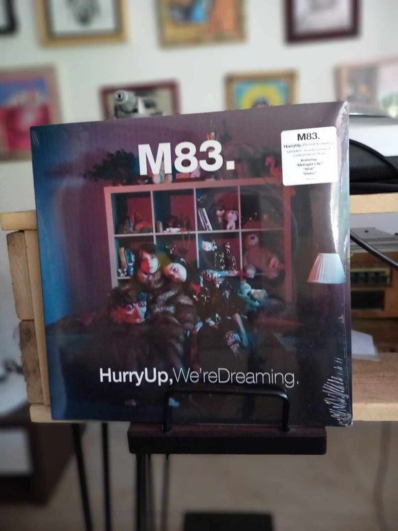 M 83 - HURRY UO WE'RE DREAMING