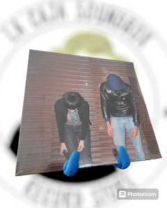 CRYSTAL CASTLES - CRYSTAL CASTLES