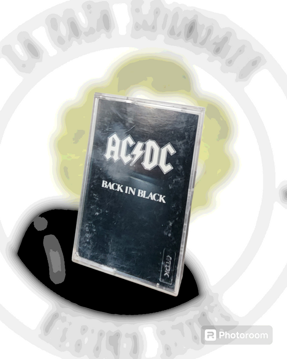 AC DC - BACK IN BLACK