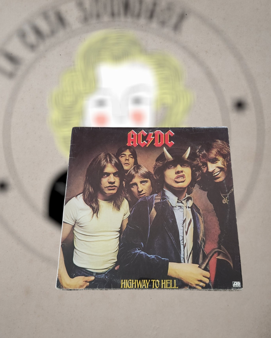 AC/DC - HIGHWAY TO HELL
